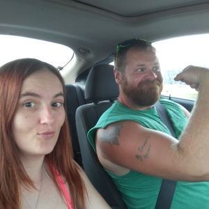 Meet your Posher, Danmeg